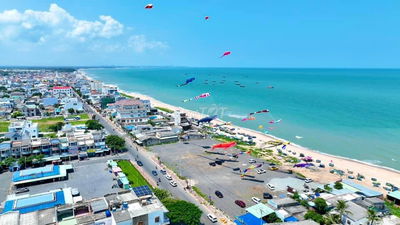 Bán 3 lô Bờ kè Phước Hải. View biển. Tiện kinh doanh, xây khách sạn