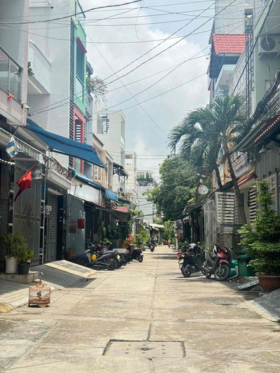 Nhà Bình Tân 56m giá tốt Hẻm ô tô tránh nhau