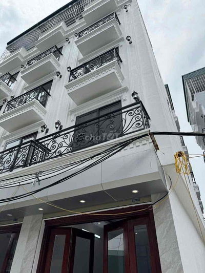 Nhà 5 tầng mới nguyên căn 35m2, ngõ 731 Bát Khối