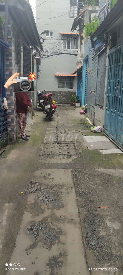 NHÀ NGỘP BÁN GẤP NHÀ HẺM 30LÂM VĂN BỀN,QUẬN 7 ,DT:35M2-3PN-CHỈ HƠN 3TỶ