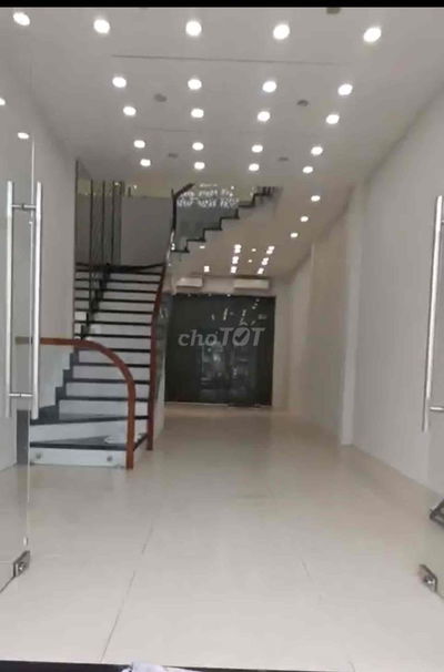 Nhà Mặt Tiền Trường Chinh 1 Trệt 3 Lầu Mới