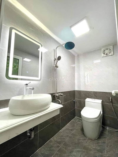 Bán gấp giá rẻ Văn Chương 28m/35T2m, 5 tầng, mặt tiền 7m, 6.95 tỷ