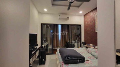Bán Nhà Hẻm Trần Hưng Đạo P.PNL Q.1
