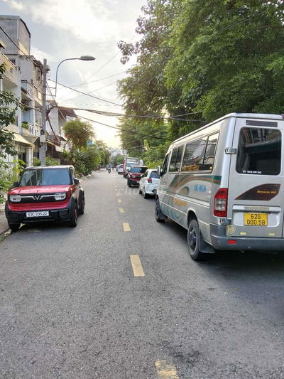 Nhà 3 tầng BTCT Đ. BÙI MINH TRỰC P6 Q8 XE HƠI ĐỖ CỬA DT 56M2 NHỈNH 7TỶ