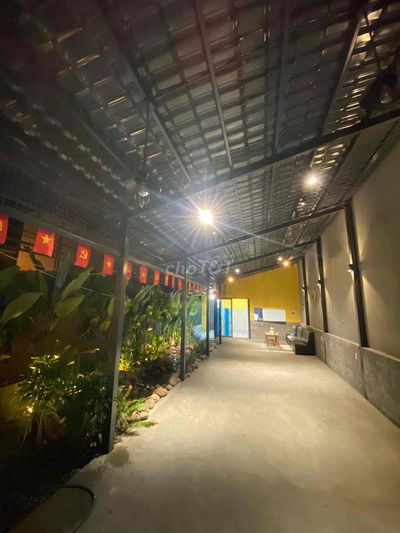 Cho thuê mặt bằng đẹp có cây cối có gác lững rộng 💯