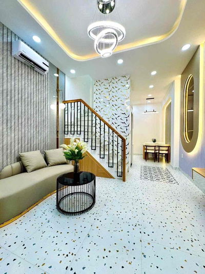 Bán căn nhà vị trí đẹp 10m ra mặt tiền Huỳnh Văn Bánh P15 PN