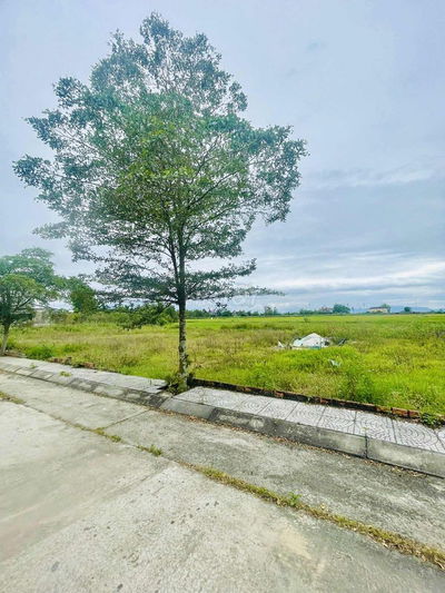 16 Lô Đất Nền Hòa Tiến Gàn quốc Lộ 14b CO 3 lô liền kề . LH