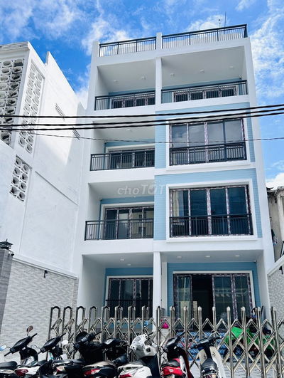 TÒA NHÀ ĐƯỜNG TÂY THẠNH 8X27M HẦM 5 LẦU CHO THUÊ