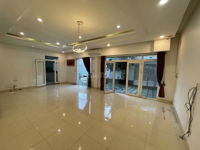 - Cho Thuê 120m2 Phòng Tầng Trệt + Sân Vườn - Giá 7tr /Tháng