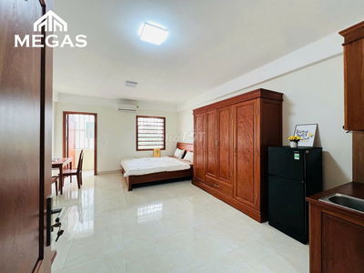Cho thuê phòng studio17/77/381 Nguyễn Khang, 35m2, giá 6tr