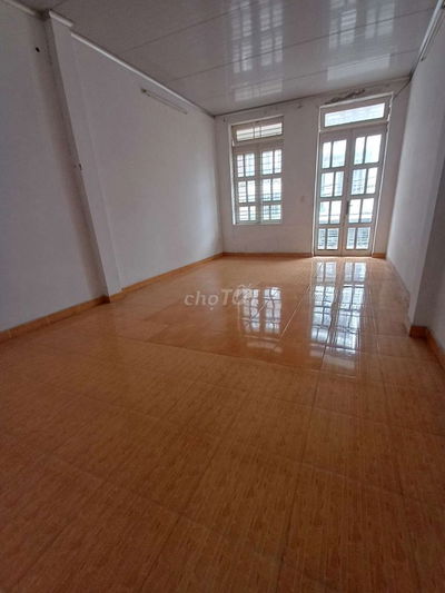 ✅ 1 TRỆT 1 LẦU, 3PN ,2WC  HẺM XE TẢI VỪA Ở LÀM VIỆC RẤT TỐT