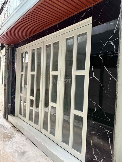 bán gấp nhà hẻm 116/81/...Huỳnh Tấn Phát Quận 7( một xẹt là tới nhà)
