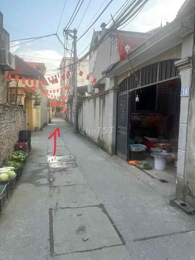 Bán gấp 36 m2 Đất Đông Hội ngõ thông giá chỉ 3.25 tỷ.