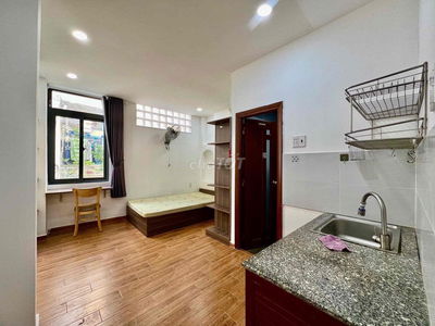 Cho Thuê Studio Cửa Sổ 25m2 3ng2xe Ngay CV Lê Thị Riêng Chợ Hoà Hưng