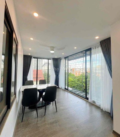 Nguyễn Huy Tưởng 130 m2  sổ đỏ tập thể 3 ngủ đẹp lô góc ô tô tải tránh