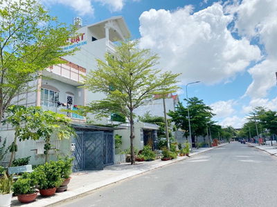 CHÍNH CHỦ GỬI BÁN LÔ ĐẤT KDC TÂN CƯ VIEW HỒ SINH THÁI 105M2, SHR