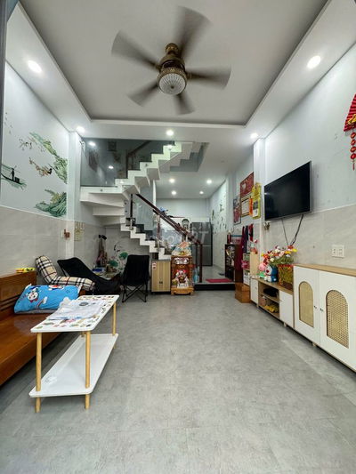 NHỈNH 5TỶ - NGAY AEON SƠN KỲ - TÂN QUÝ - 37M2 - 3 TẤM ĐÚC BT - HẺM OTO