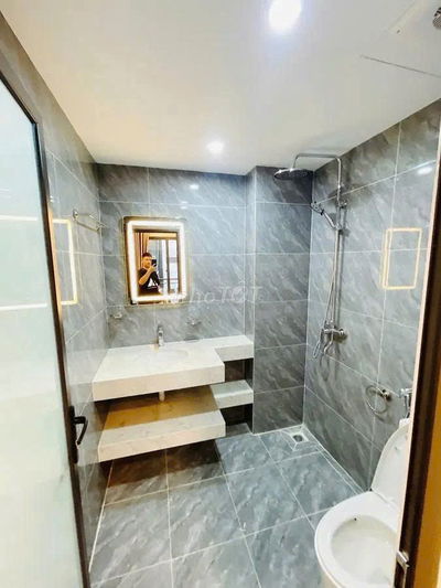 YÊN HÒA NHỈNH 7 TỶ - GẦN 50 MET VUÔNG, VÀI NHÀ RA Ô TÔ TRÁNH
