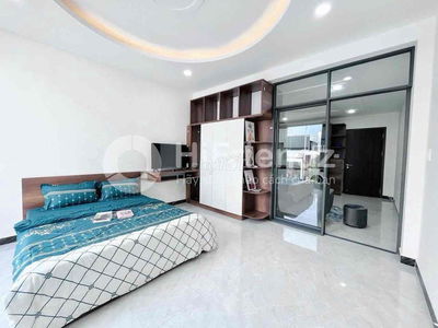 STUDIO TÁCH BẾP - FULL TOPPING CAO CẤP NGAY ĐẦM SEN CÓ BAN CÔNG THOÁNG