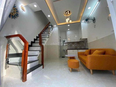 BÁN NHÀ 4x7 TẶNG NỘI THẤT GIÁ CÔNG NHÂN