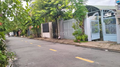 CHỈ 3 TỶ- CHO CĂN NHÀ GẦN 100m2- 3PN- SÁT METRO QUẬN 12