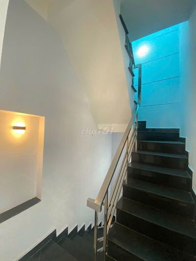 CHO THUÊ NHÀ TRUNG TÂM QUẬN 1-TRẦN QUANG KHẢI-NGANG 6M-3 TẦNG-CHỈ 13TR