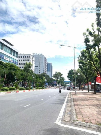 BÁN NHÀ MẶT PHỐ HOÀNG QUỐC VIỆT-55m2–5 TẦNG- GIÁ 37,5 TỶ