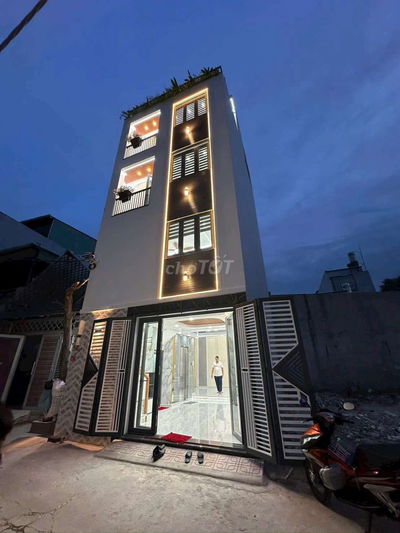 Siêu phẩm 4 tầng có thang máy xịn 1/ Hẻm 6m Tân Thới Hiệp 08