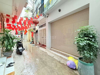 HƠN 10 TỶ - NGOẠI GIAO ĐOÀN 45M2 X 5 TẦNG - NGÕ Ô TÔ THÔNG - 2 THOÁNG