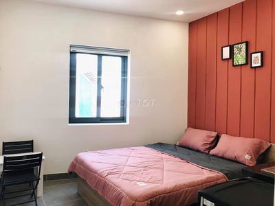 Căn Hộ Full Nội Thất - Mặt Tiền - An Ninh - Ngay  UEH, Y Dược quận 5