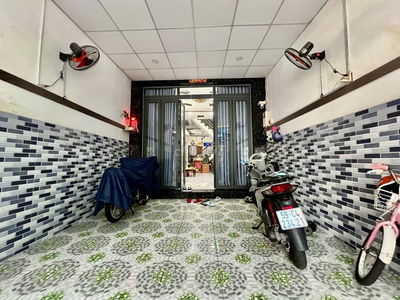 NHÀ PHỐ 3 TẦNG MẶT TIỀN HẺM LÊ VĂN LƯƠNG - GIÁ NHỈNH 12 TỶ