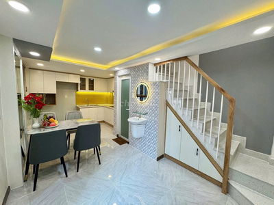 nhà MỚI 2 PHÒNG NGỦ 6X4 HUỲNH VĂN BÁNH