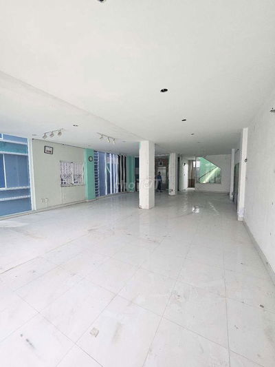 MBKD 110M2 CĂN GÓC MẶT TIỀN 7M PHỐ THỜI TRANG NG TRÃI Q5
