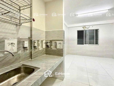 STUDIO THANG MÁY MỚI XÂY CỬA SỔ TRỜI ĐÓN GIÓ