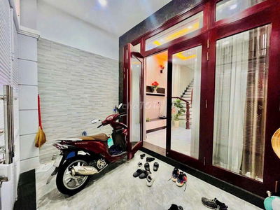 NN CHO THUÊ NHÀ HẺM PHỐ TÂY NHA TRANG