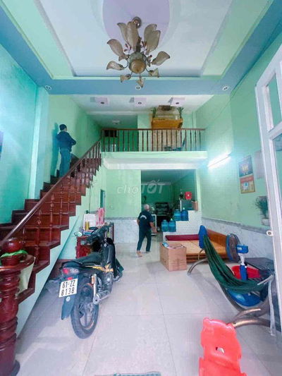 Nhà mái thái hiếm hoi tại khu nhà ở đường an phú 20, diện tích 68m2