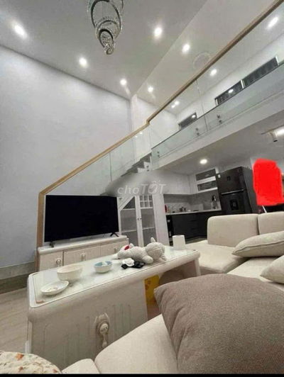 Bán Đất Tặng Nhà Đẹp Đường 8M Kinh Doanh 2 PN 56M2 (4x14) Chỉ 4,444Tỷ