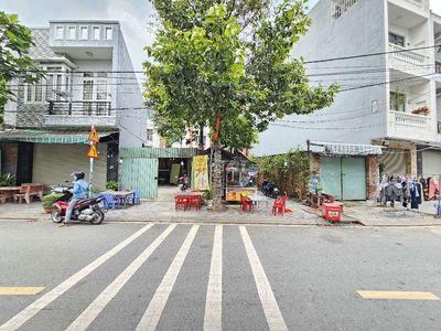 Đất mặt tiền kinh doanh kdc Hương Sen và chợ Việt Lập p. An Bình Dĩ An