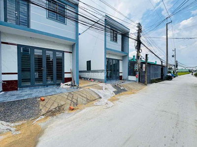 Siêu phẩm mới xây vừa hoàn thiện xong bán gấp căn nhà một lầu một trệt