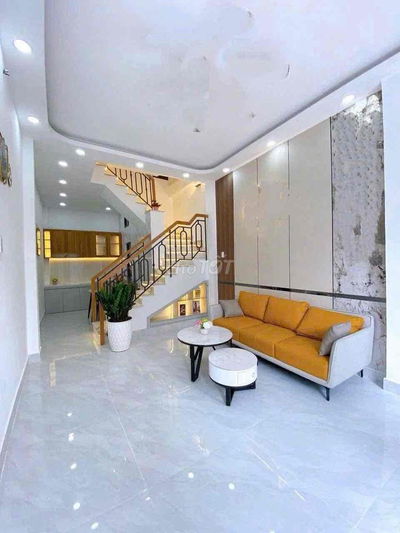 Nhà Trệt Lầu  Hẻm xe Hơi Gần bến xe buýt Thới An Q12 Giá : 800Tr