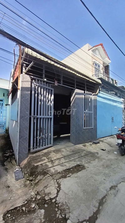Nhà 5 triệu 2 phòng ngủ cạnh đường số 1 Khu Giảng Viên