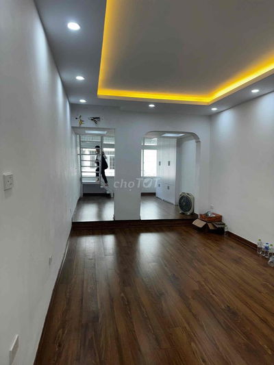 Chính chủ cho hộ gia đình thuê lâu dài căn tt thông tầng 5+6