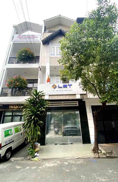 Nhà 1 trệt 3 lầu bàu cát 3, khu khuông viên 5,2m x 20m, 5 PN