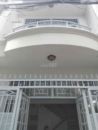 cho thuê nhà nguyên căn đường Phan Huy Ích  phường14 Quận gò Vấp