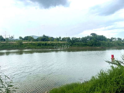 Đất view sông thăng long 1200m2 có 400m2 gần đất ở, gần chợ túy loan