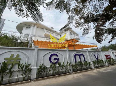 VILLA KINH DOANH THẢO ĐIỀN 2000m2 3 LẦU 9500USD
