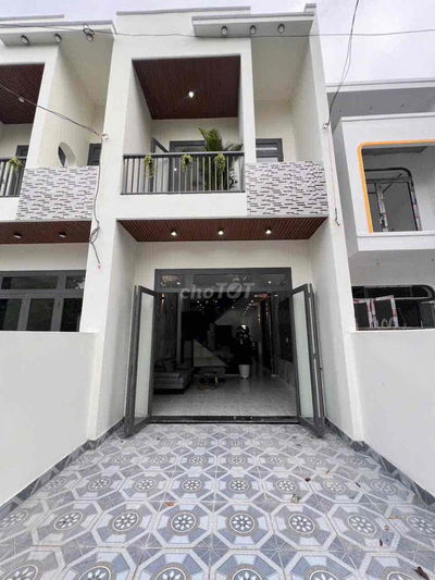 BÁN NHÀ TÂN CÔ ĐIỂN 1 TRỆT 1 LÂU - VIEW SỐNG MÁT MẺ - GẦN BỬU LONG