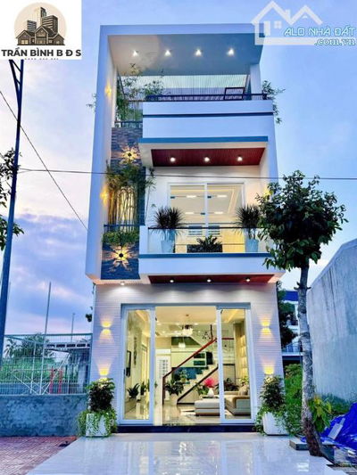 Bán Gấp Nhà 3 Tầng, 260m2, Full Nội Thất, Đường 8m, Bao Sang Tên, Giá Tốt Nhất KDC