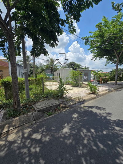 Nhà vào đất 200m2 ,gần Tiểu Học Long Hòa, chợ Rạch Kiến, có 2 máy lạnh