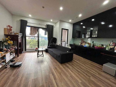 Nhà đẹp Tân Mai ngõ thông, 20m ra đường đôi, tặng NT, 32m2, 6.5 tỷ